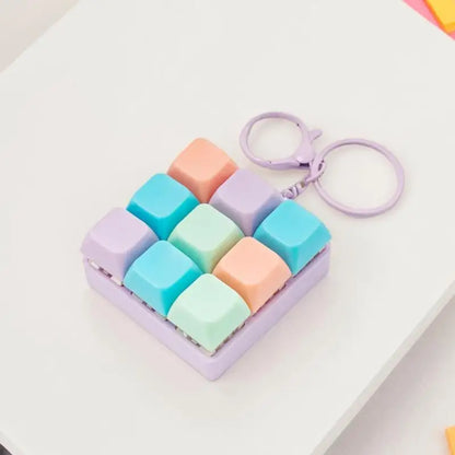 Stress-Reducing Keychain Toy with 9 Keyboard Keys, Fun Game for Boys and Girls